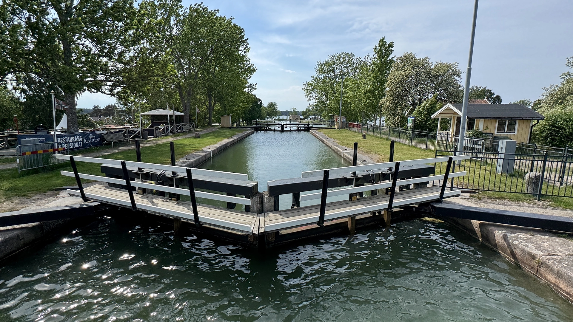 Slussområde i Sjötorp